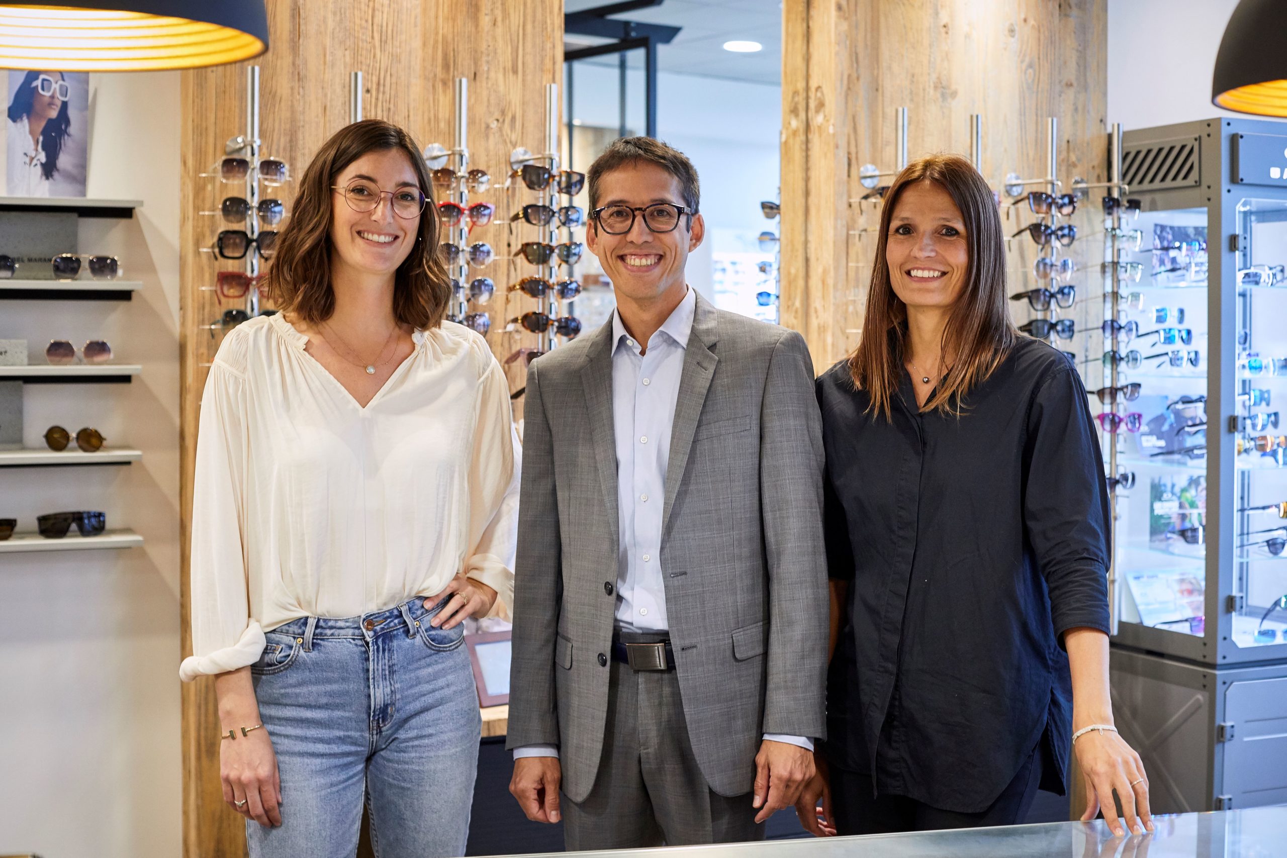 Opticien 06 opticien mougins, Mouans Optique votre équipe d'opticiens diplômés